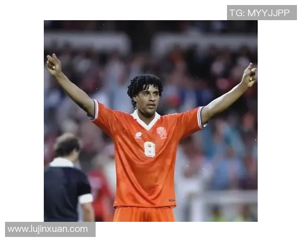 荷兰郁金香足球明星的辉煌历程与传奇故事探秘